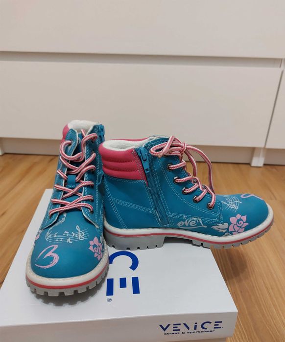 Niebieskie trapery dziewczęce, nowe (Venice) 32