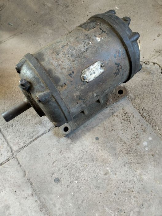 Продам двигатель