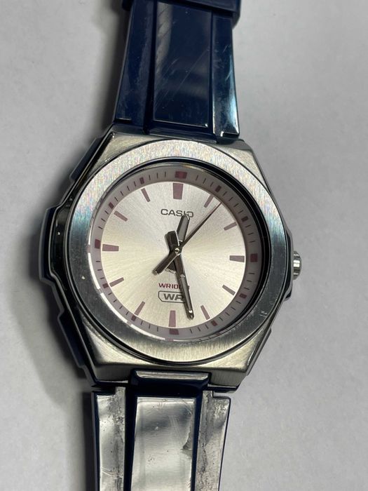 Casio zegarek damski LWA-300H