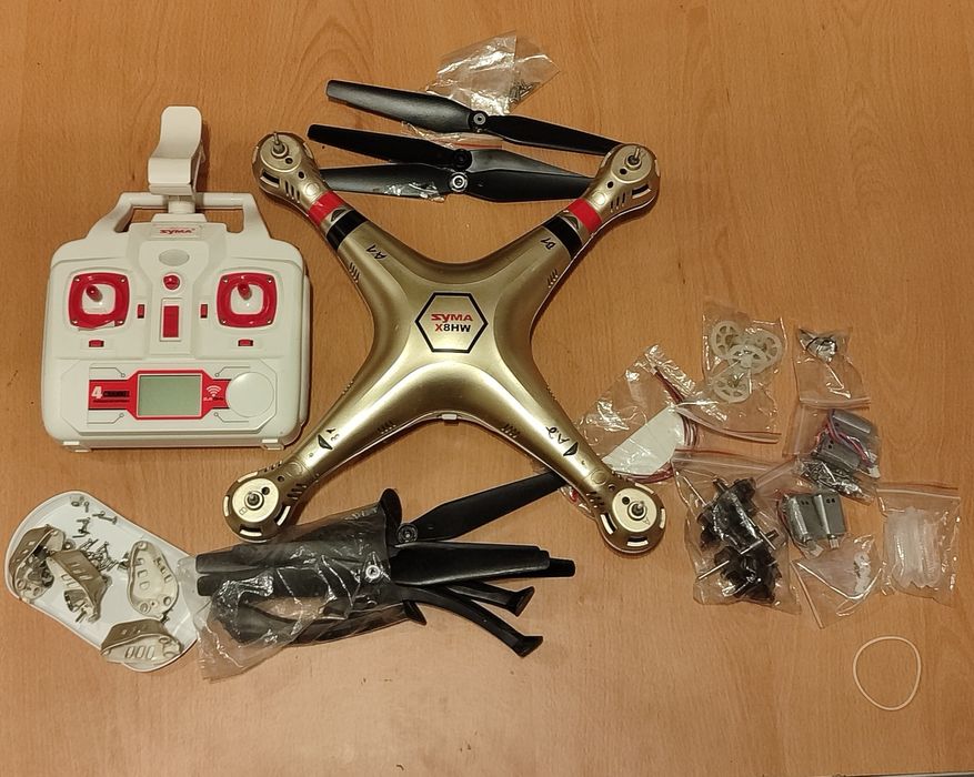 Drone quad Syma X8HW com comando e extras