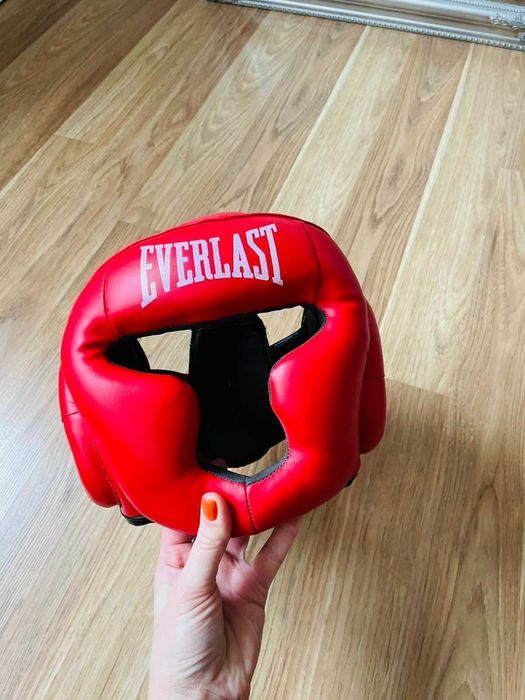 Боксерський шолом Everlast з повним захистом (червоний)