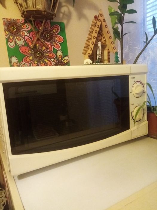 Mikrofala w dobrym stanie,używana.