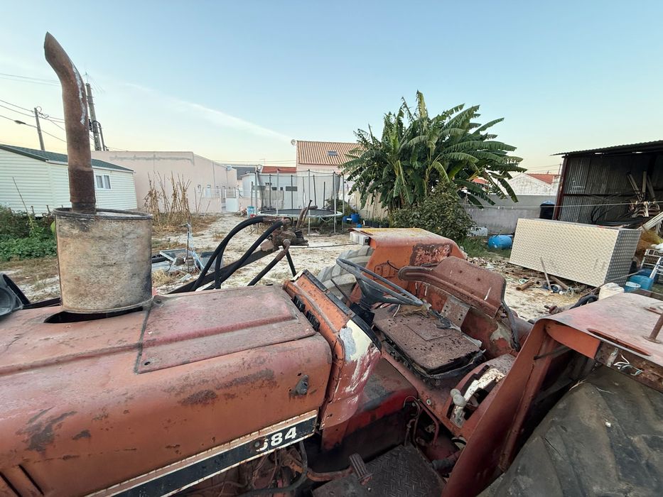 Vendo 2 rachadores  e um trator! Um de 24 toneladas e de 18