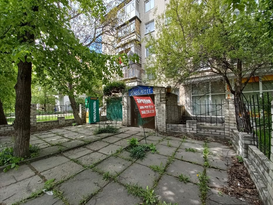 Фаворит у продажу, комерційне приміщення 260м², вул. Героїв-Рятувальни