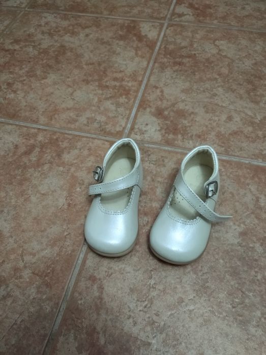 Sapatos da marca Mania do Pé tamanho 20