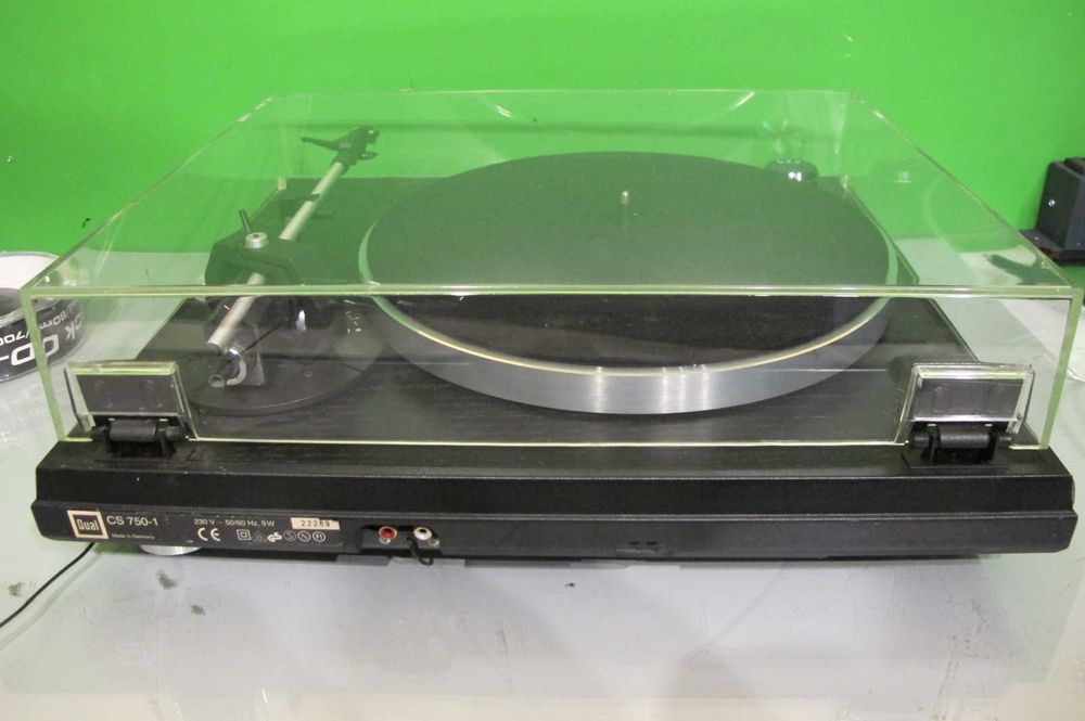 Gramofon DUAL CS 750