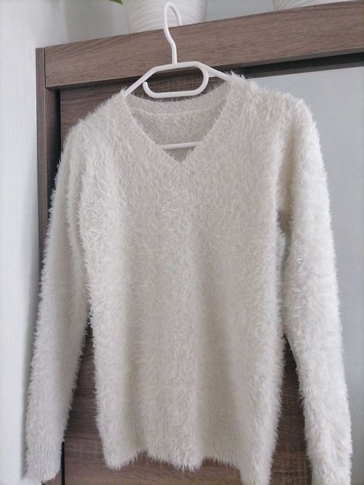 Sweter damski włochaty roz S