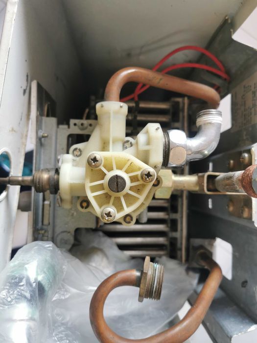 Esquentador junkers para aproveitar as pecas