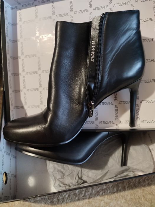 Новенькі Батильйони ботінки шкіряні 37р(24см). Miraton