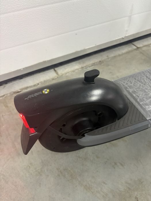 Електросамокат Ninebot E2 Upgraded /Офіційний пробіг /Коробка в наявності .