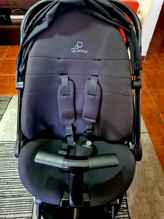Carrinho de Passeio Quinny Moodd