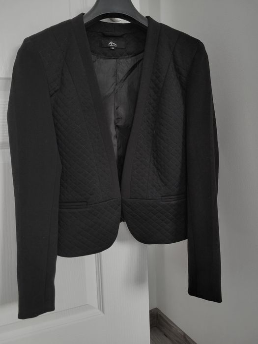 Żakiet marynarka czarny 34 xs ann Christine taliowany 
Zapięcie na