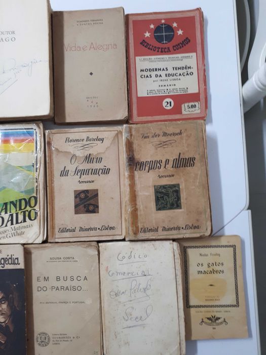 Livros antigos 13 unidades