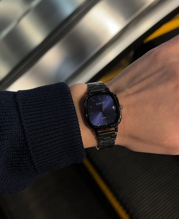 Годинник чоловічий Касіо чорний з фіолетовим циферблатом  Casio