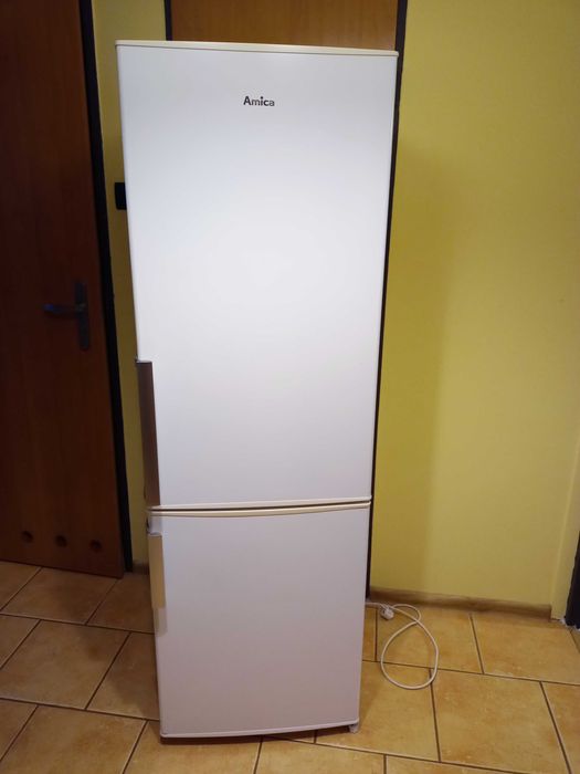 Sprzedam lodówkę