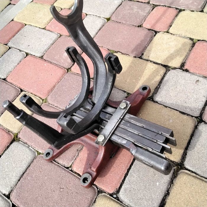 Продам пускач,  циліндр ,МТЗ-ланжерон лівий, павук