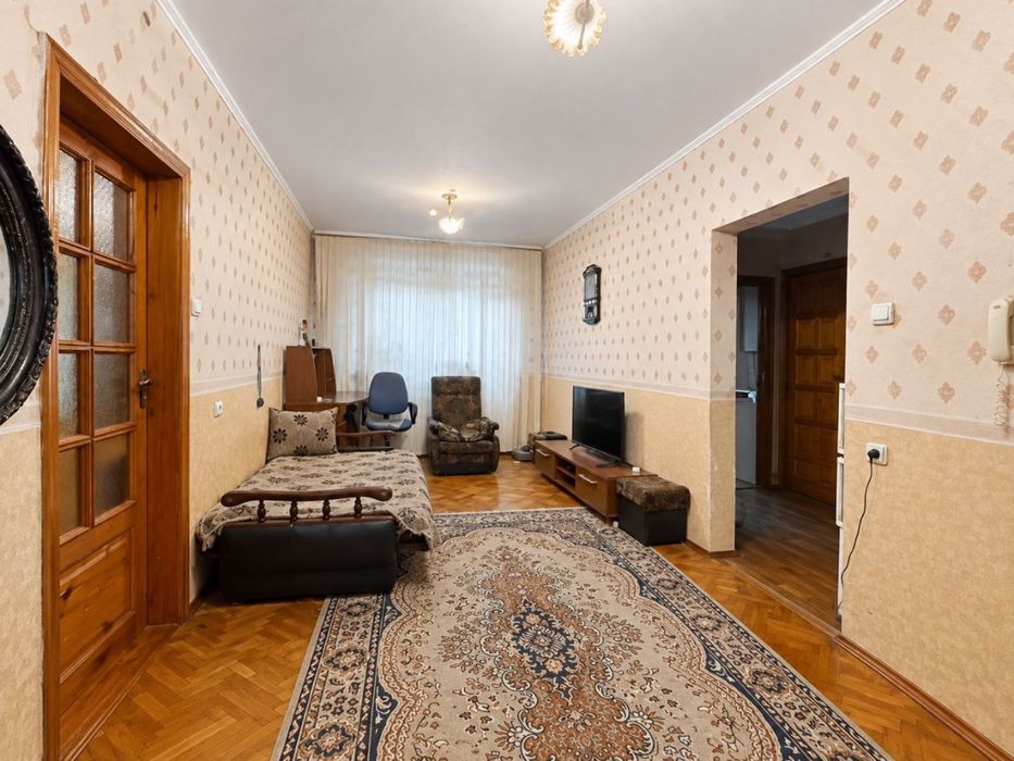Продаж квартири, м. Українка, Соснова, 4