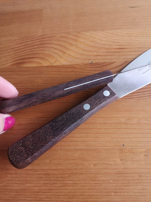 2 espátulas em carbono para depilação