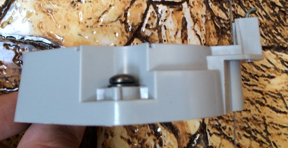 Бегунок Advantech 1A4 V8 .