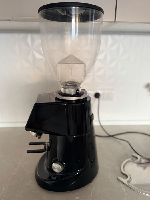 Кавомолка Fiorenzato F 64 E