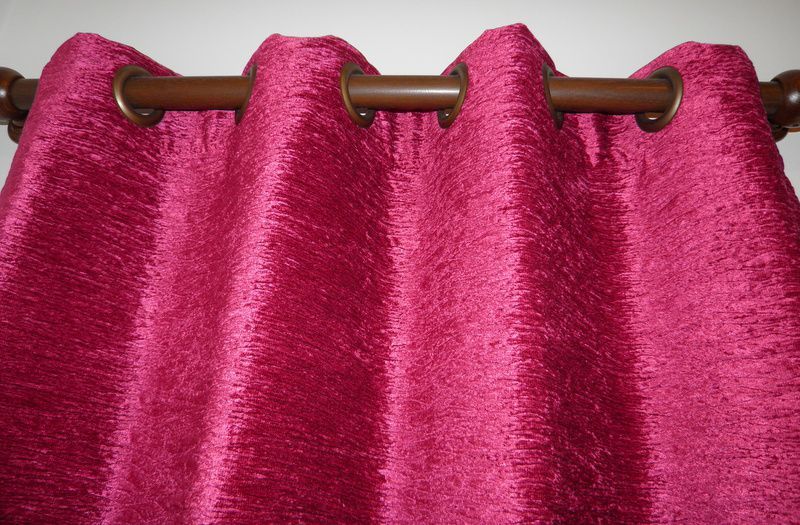 Cortinado Rosa Gato Preto