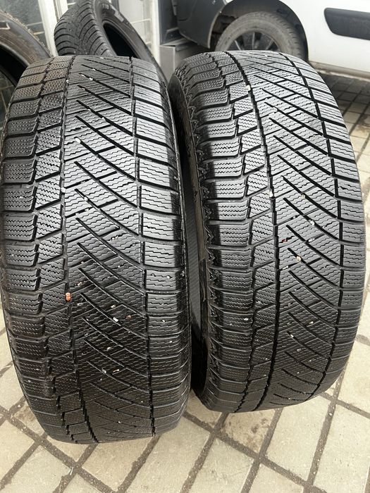 Шини 235/60/18 пари Екслюзив‼️Як нові;Скандинавка;8/9 мм протектор