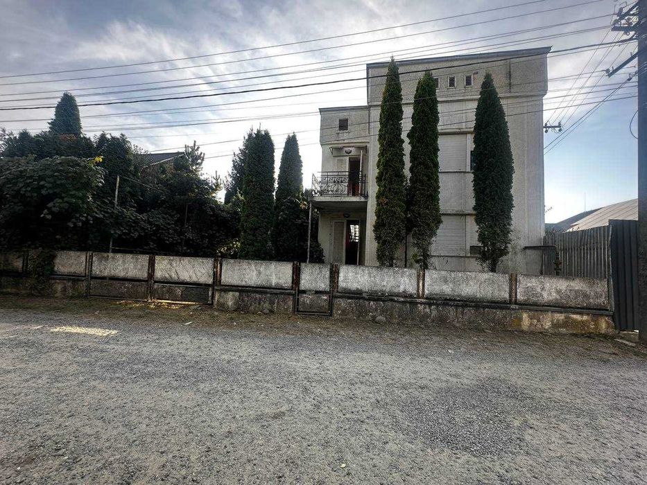 Продається будинок у смт. Вишково