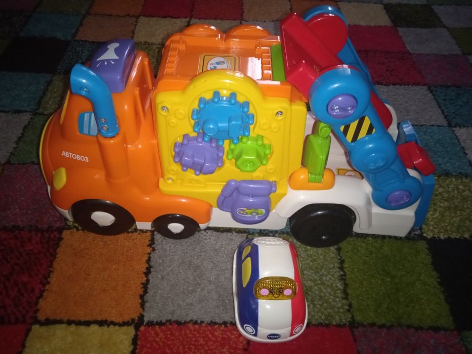 Кейс для хранения машин и Автовоз с машинкой Vtech go! go! smart