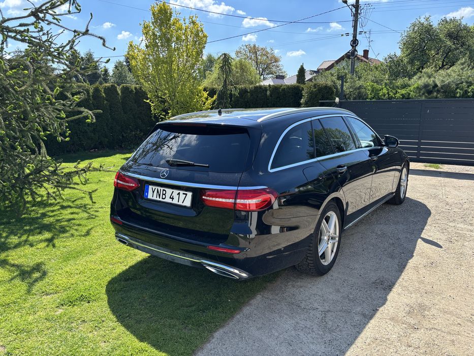 Mercedes-Benz E220d 194KM 9G