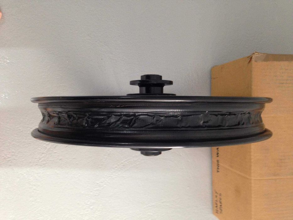 Harley Davidson Jante 19 nova com raios inox
