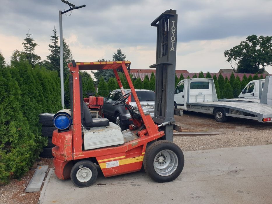 Wózek widłowy Toyota bardzo ładny stan