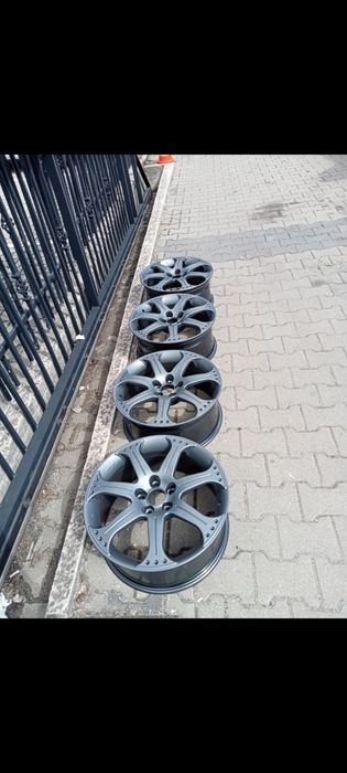 Renowacja felg stalowych i aluminiowych malowanie proszkowe