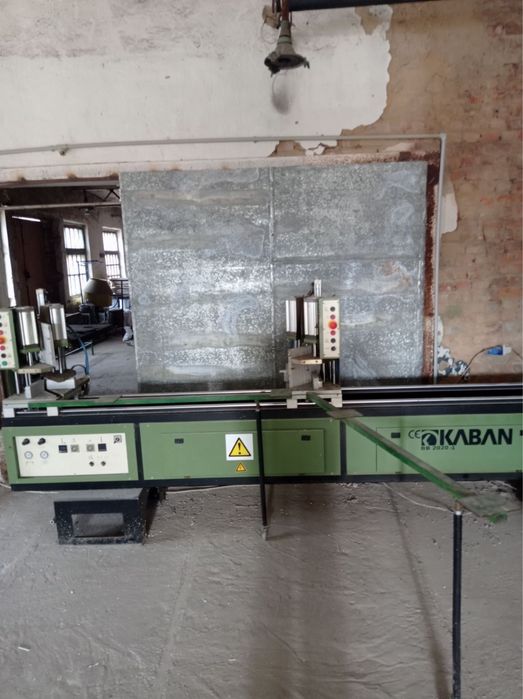 Обладнання (повний комплект) для виробництва пластикових вікон