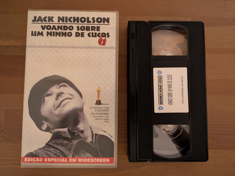 VHS " Voando sobre um ninho de Cucos " 1975 (Opt. Estado)