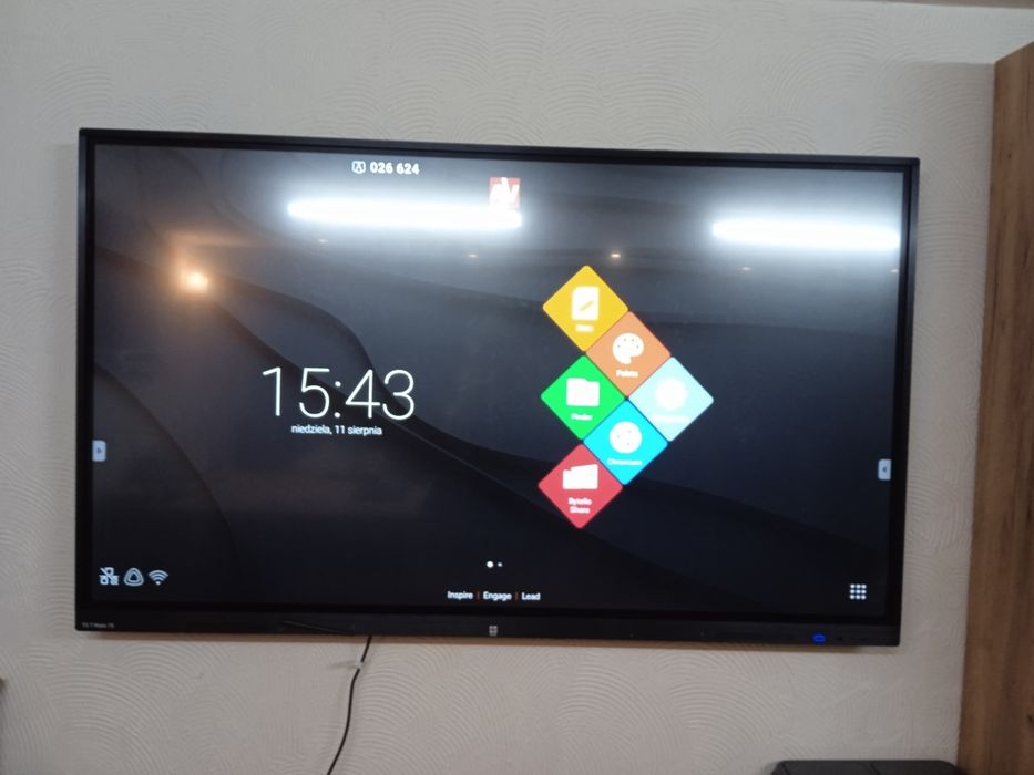 Tablica/monitor multimedialny