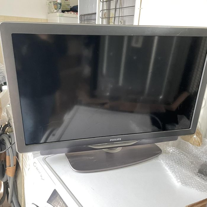 Телевізор Philips 32 дюйми