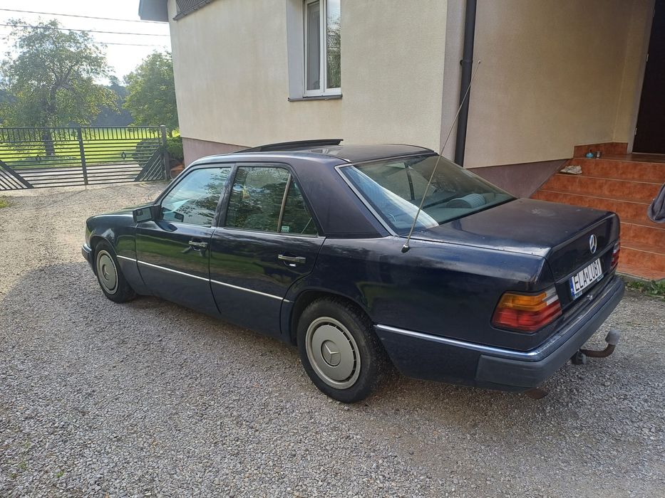 W124 do poprawek blacharsko lakieniczych:)
