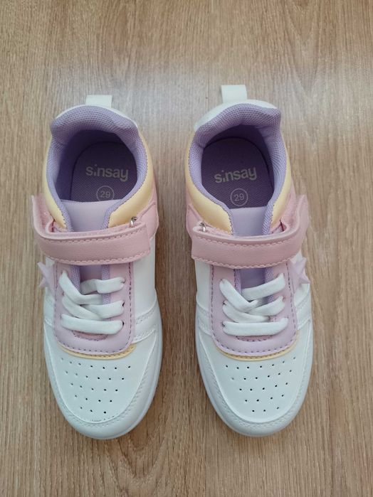Adidasy dziewczęce, buty sportowe r. 29