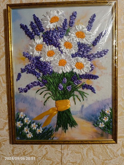 Картина вышитая лентами