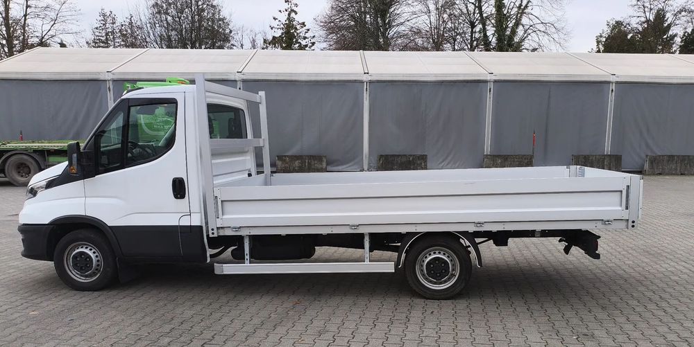 Iveco Daily skrzynia otwarta 4,15 m  IVECO skrzynia otwarta