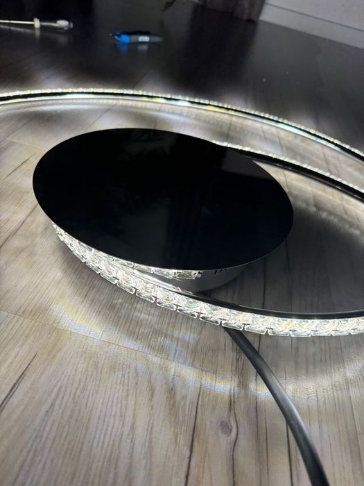 Nowoczesna lampa Led