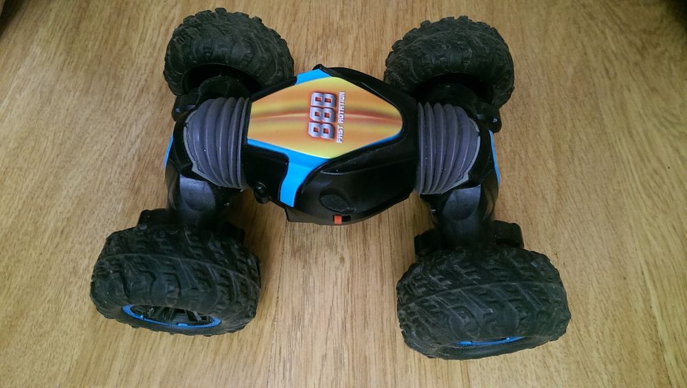 Автомобіль на радіокеруванні Перевертень CV8818-88B 88B