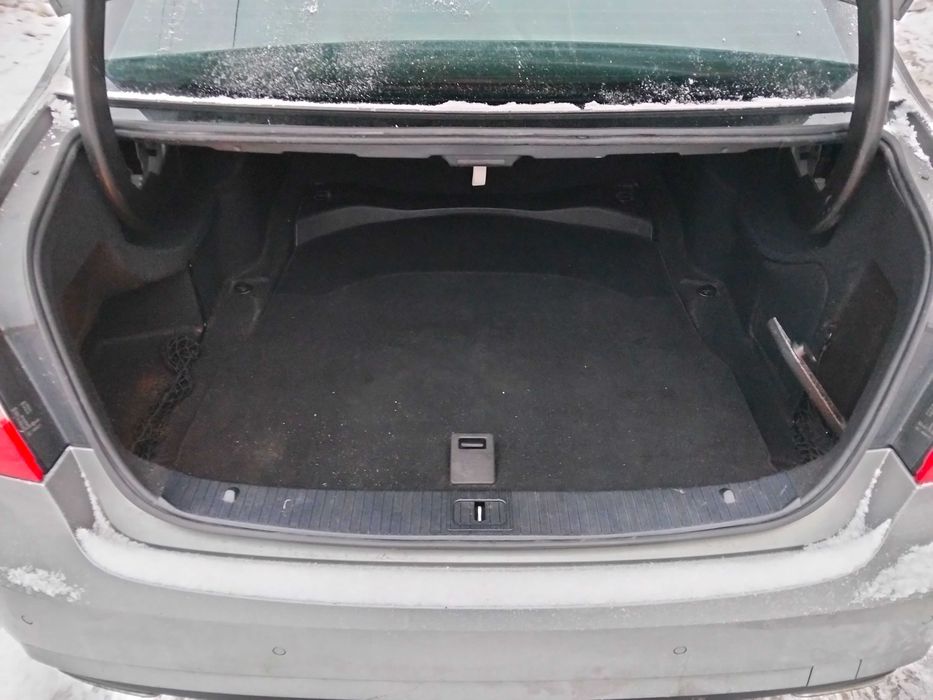 Кришка багажника Mercedes W212 E350 ляда багажника Мерседес Розборка