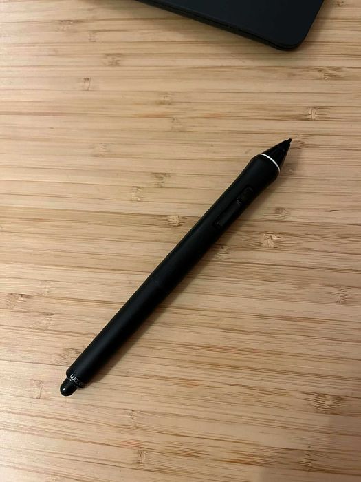 Tablet graficzny Wacom Intuos pro M PTH-651