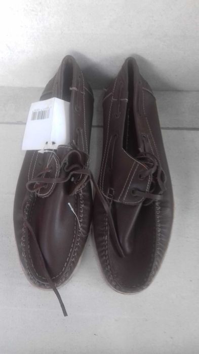 Sapatos / Sapatilhas