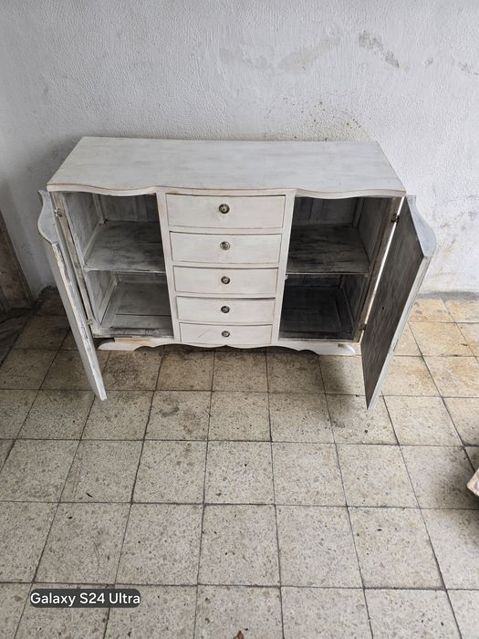 Móvel  de arrumação