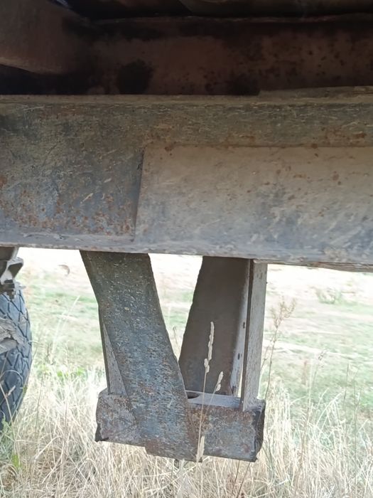Причіп зіловський