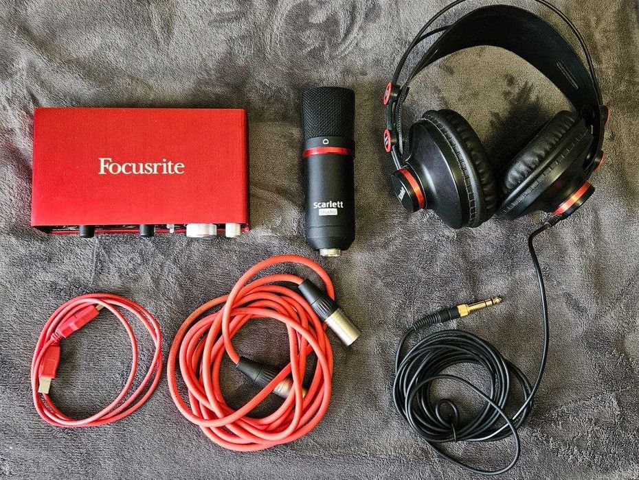 Аудіоінтерфейс Focusrite Scarlett 2i2 Studio 2th Gen