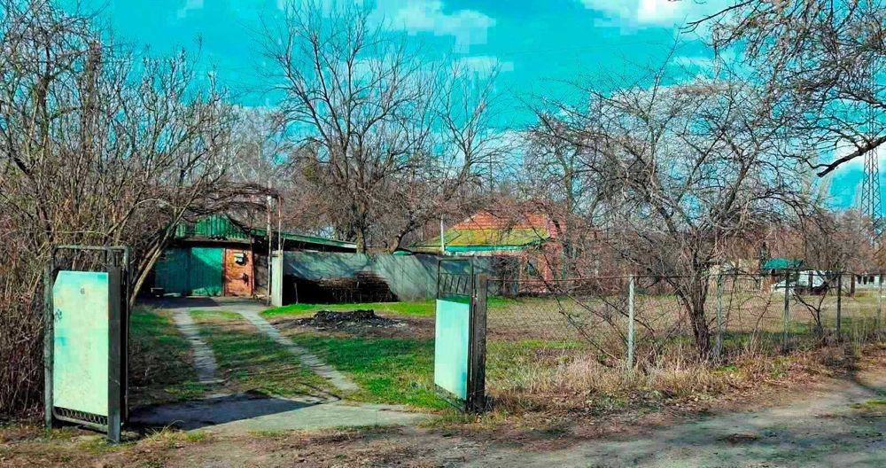 Будинок зі зручностями. Поруч  р. Ворскла 17 Соток. Р-н. Крутий берег