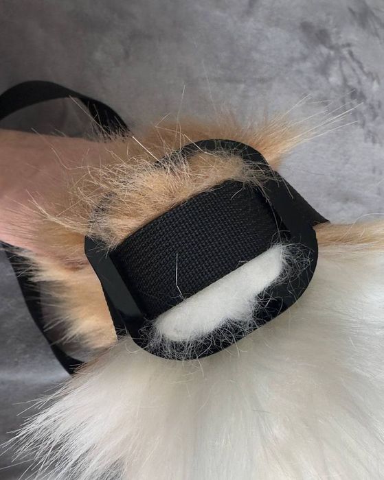 Хвіст собаки. Штучне хутро